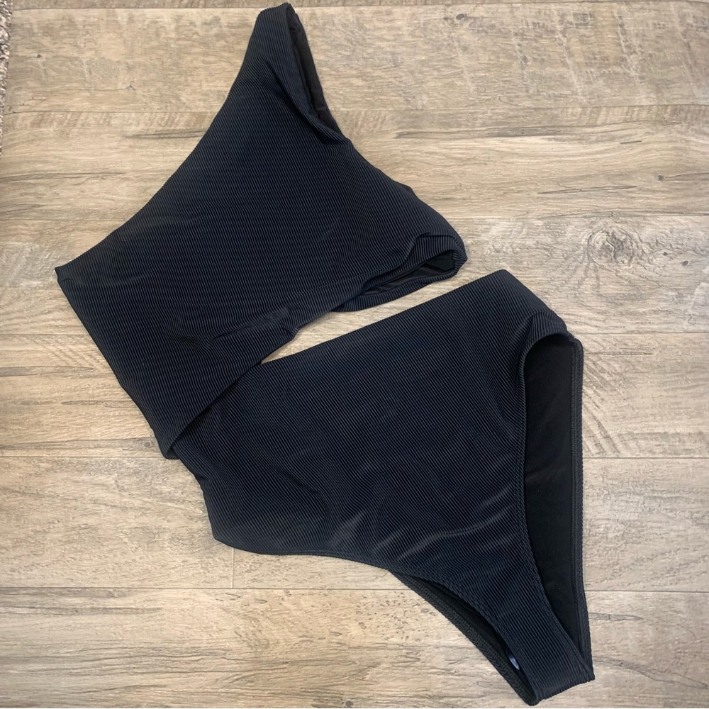 Beach Riot One-Shoulder Black Cutout One-Piece Swimsuit - Picture 2 of 12